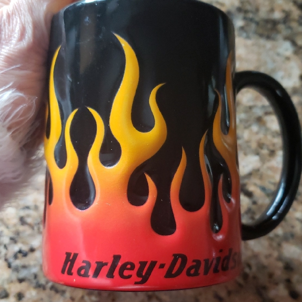 Harley-Davidson Black Mug with Yellow and Red Flames